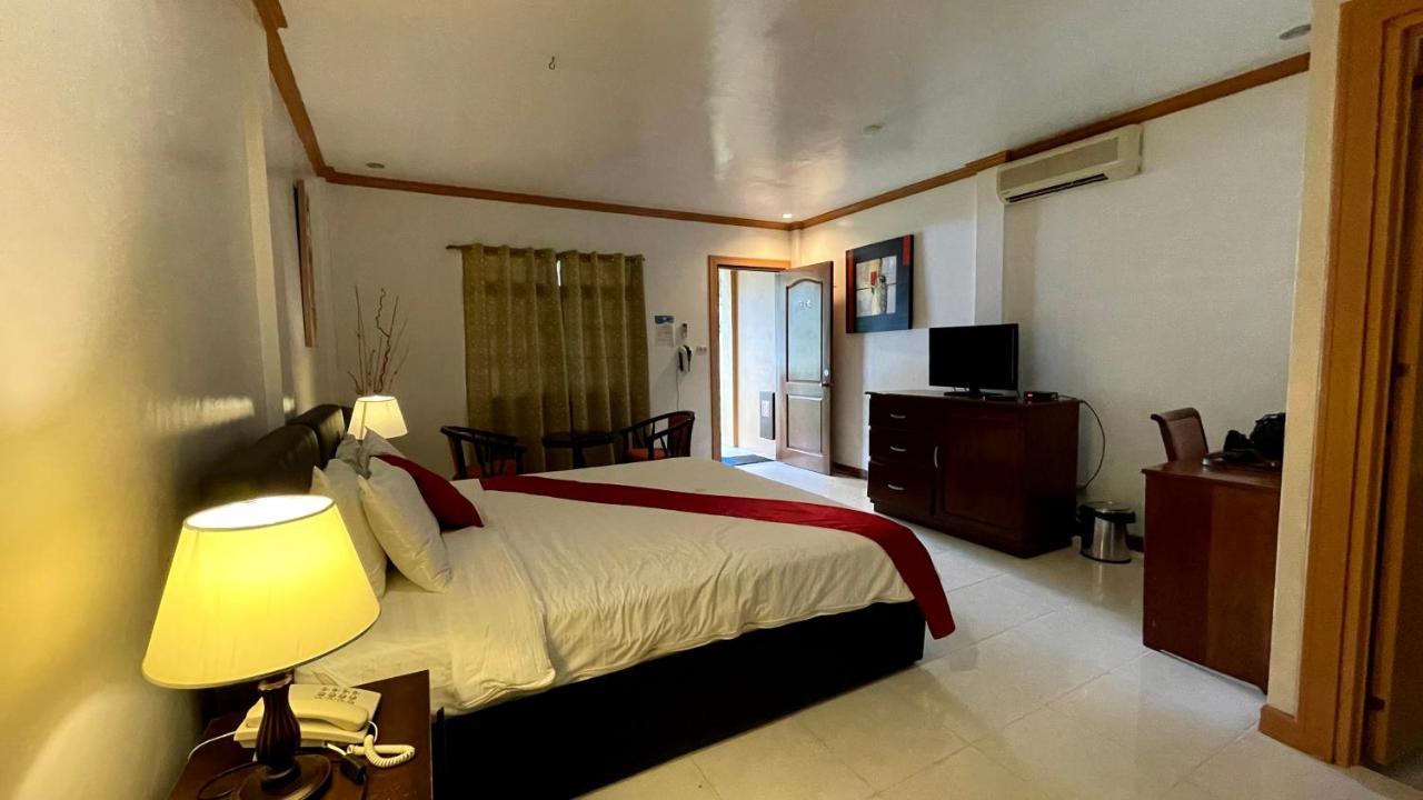 Anda White Beach Resort Dış mekan fotoğraf